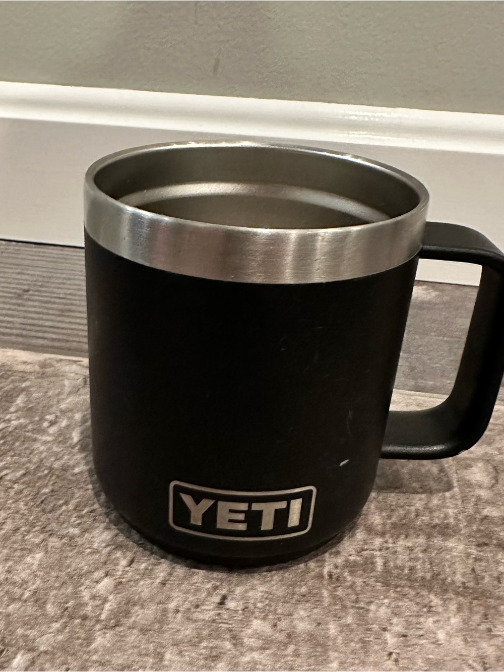 Black 10oz Yeti Insulated Handled Mug